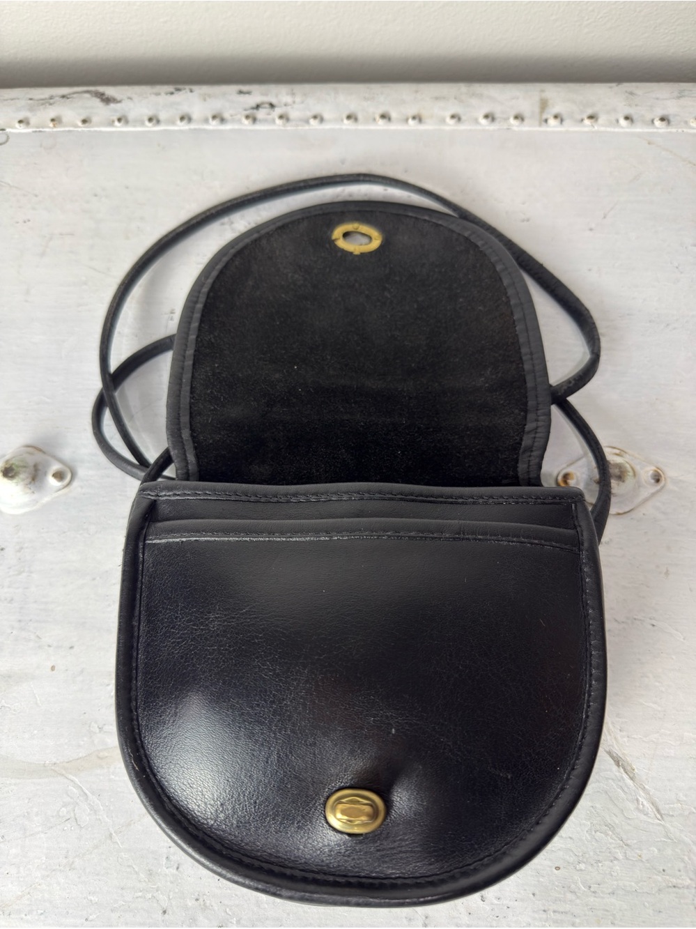 Coach Vintage Mini Bag Black Leather Brass Turnlock Crossbody - Picture 2 of 9